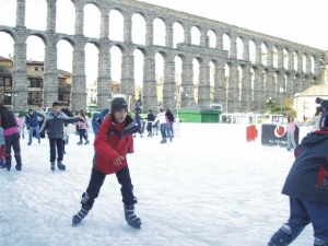 pista de hielo multiocio segovia